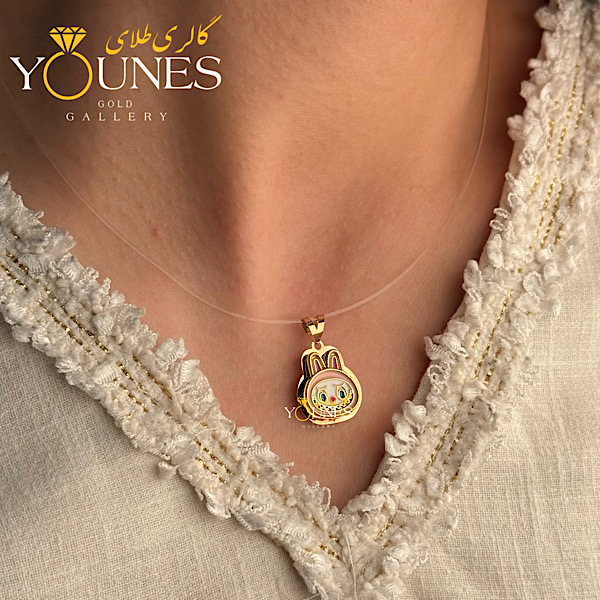 آویز سواروسکی لبوبو صورتی طلا